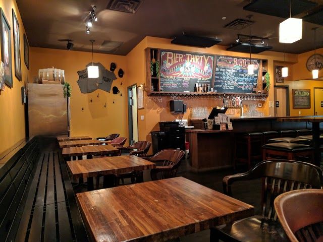 Bier:Thirty Bottle & Bistro